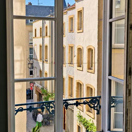 Rock In Share - Fleur De Ly N5 Appartement *