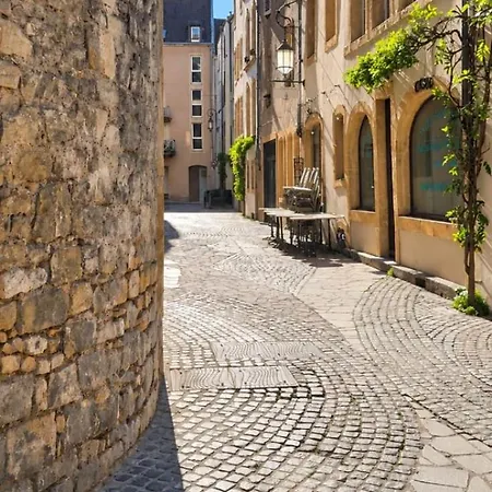 Rock In Share - Fleur De Ly N5 Appartement *