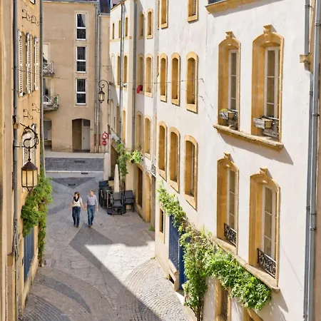 Rock In Share - Fleur De Ly N5 Appartement *